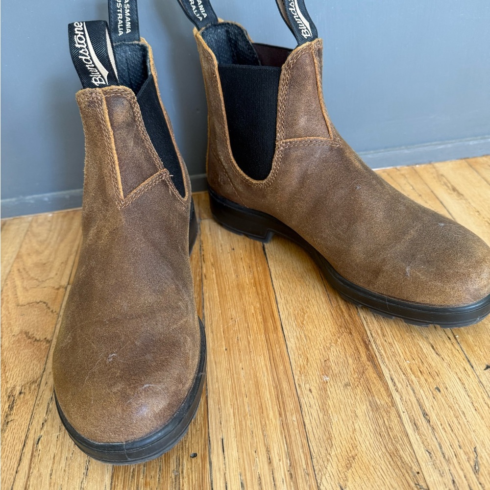 Blundstone Brown Ankle Boots with Elastic Panels